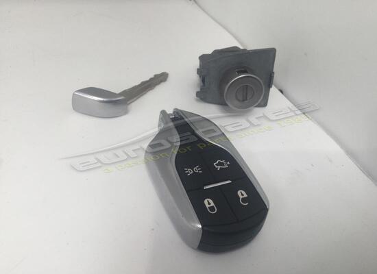 utilisé maserati télécommande (ue et row) numéro de pièce 670061894