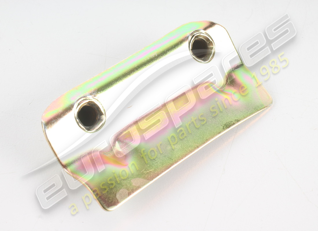 nouveau renfort porsche. numéro de pièce 94450309700 (2)