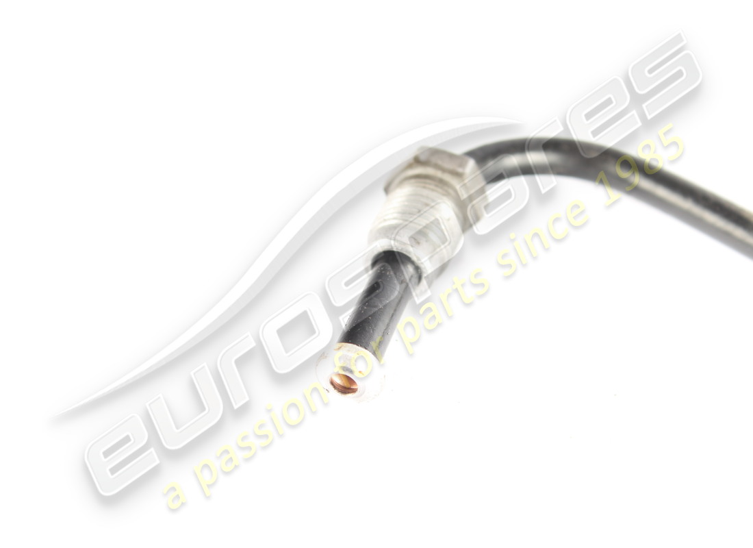 tuyau rigide d'occasion maserati. numéro de pièce 675001587 (2)
