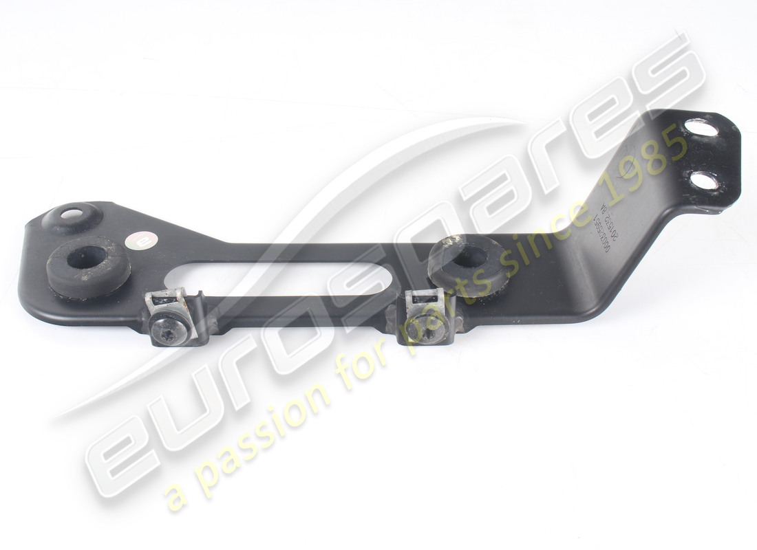 UTILISÉ FERRARI SUPPORT INFÉRIEUR. NUMÉRO DE PIÈCE 325951 (2) utilisé ferrari support inférieur. numéro de pièce 325951 (2)