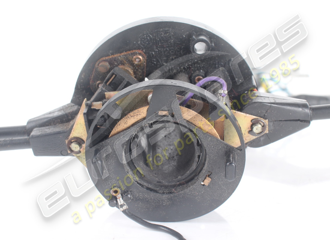 INTERRUPTEUR DE COLONNE FERRARI ENDOMMAGÉ. NUMÉRO DE PIÈCE 61838400 (4) interrupteur de colonne ferrari endommagé. numéro de pièce 61838400 (4)