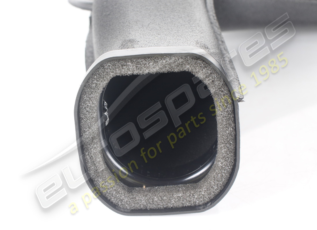 conduit d'air supérieur côté conducteur d'occasion ferrari. numéro de pièce 88203800 (4)