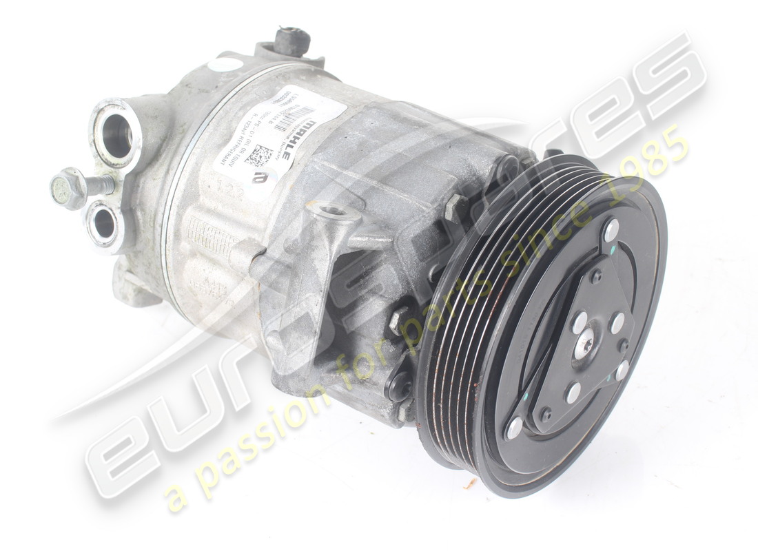 COMPRESSEUR DE CLIMATISATION Ferrari UTILISÉ. NUMÉRO DE PIÈCE 333331 (1)