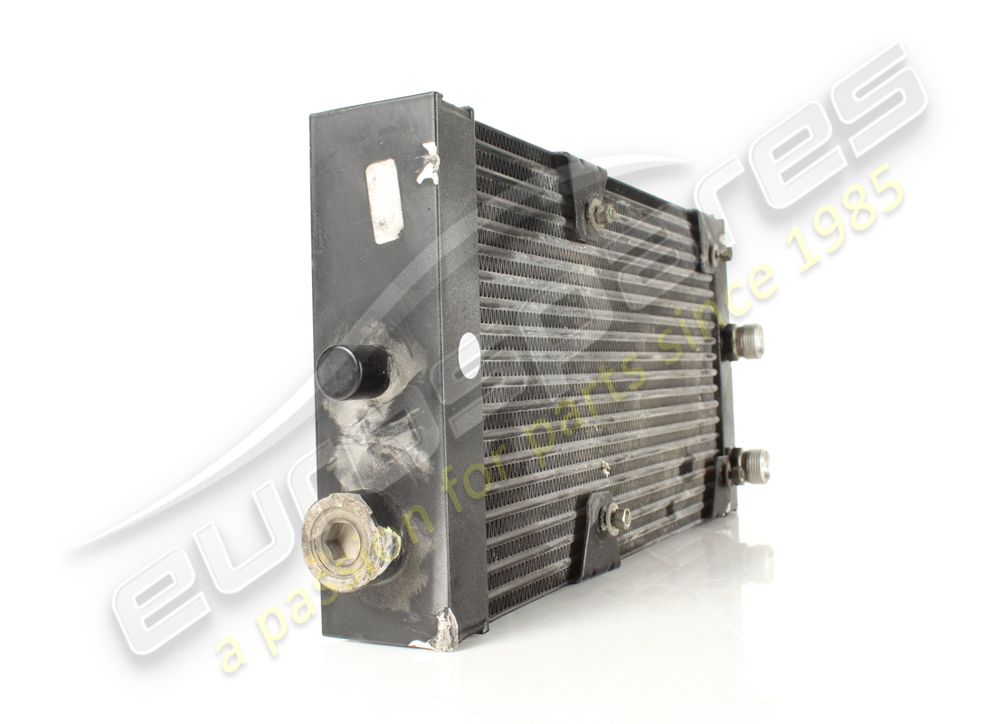 radiateur à huile ferrari utilisé. numéro de pièce 266825 (3)