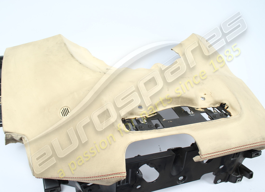 endommagé ferrari finizione plancia cent.inf.g. numéro de pièce 758665 (2)