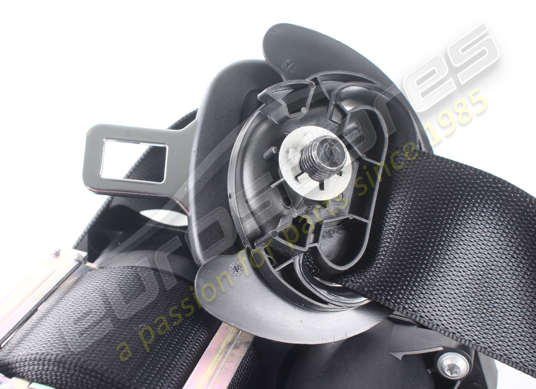 NEW PORSCHE SEAT BELT BLACK. PART NUMBER 9J1857705KA23 (4) new porsche seat belt black. part number 9j1857705ka23 (4)