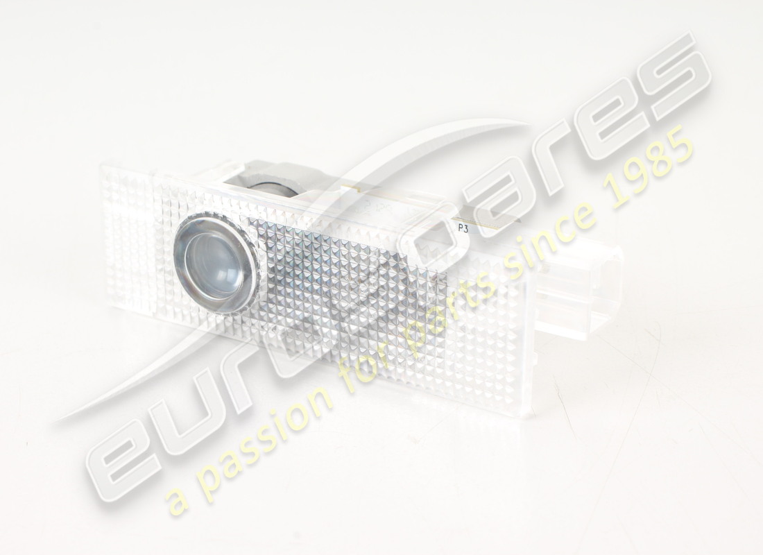 KIT DE LUMIÈRES DE COURTOISIE AVEC LOGO NEUF MASERATI. NUMÉRO DE PIÈCE 940001321 (2) kit de lumières de courtoisie avec logo neuf maserati. numéro de pièce 940001321 (2)