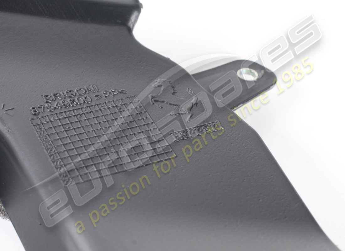 CONDUIT D'AIR DE PORTE DROITE D'OCCASION FERRARI. NUMÉRO DE PIÈCE 87549600 (2) conduit d'air de porte droite d'occasion ferrari. numéro de pièce 87549600 (2)