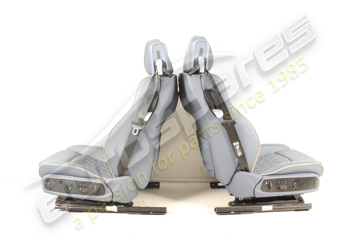 ENSEMBLE DE SIÈGES D'OCCASION FERRARI. NUMÉRO DE PIÈCE EAP1490262 (5) ensemble de sièges d'occasion ferrari. numéro de pièce eap1490262 (5)