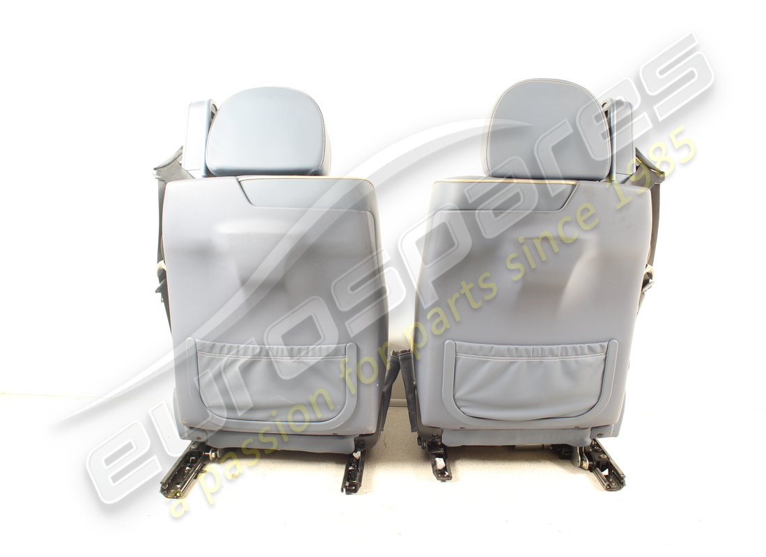 ENSEMBLE DE SIÈGES D'OCCASION FERRARI. NUMÉRO DE PIÈCE EAP1490262 (4) ensemble de sièges d'occasion ferrari. numéro de pièce eap1490262 (4)