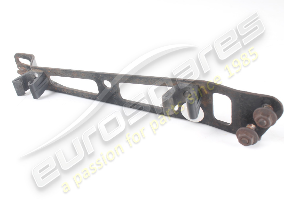 SUPPORT DE MONTAGE DE CONDENSEUR D'OCCASION FERRARI. NUMÉRO DE PIÈCE 325876 (2) support de montage de condenseur d'occasion ferrari. numéro de pièce 325876 (2)