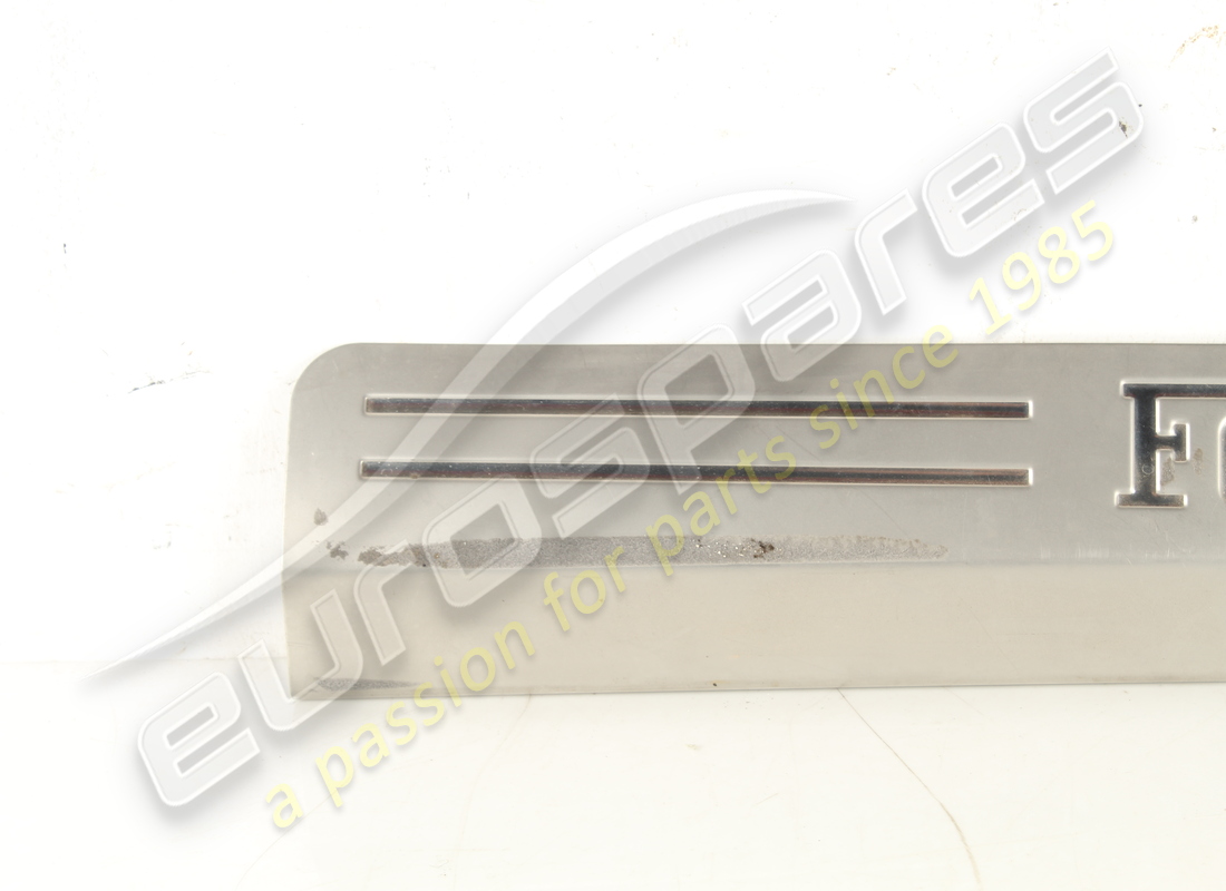 UTILISÉ FERRARI PLAQUE DE PIED LH. NUMÉRO DE PIÈCE 81362300 (2) utilisé ferrari plaque de pied lh. numéro de pièce 81362300 (2)