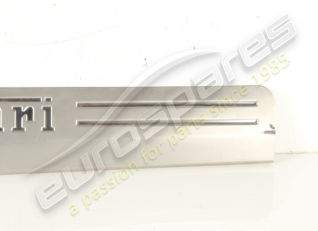 UTILISÉ FERRARI PLAQUE DE PIED LH. NUMÉRO DE PIÈCE 81362300 (3) utilisé ferrari plaque de pied lh. numéro de pièce 81362300 (3)