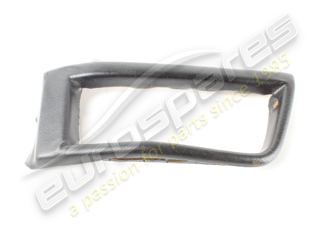 Moulure d'occasion Ferrari, conduite à droite. Numéro de pièce 62336400 (1) Moulure d'occasion Ferrari, conduite à droite. Numéro de pièce 62336400 (1)