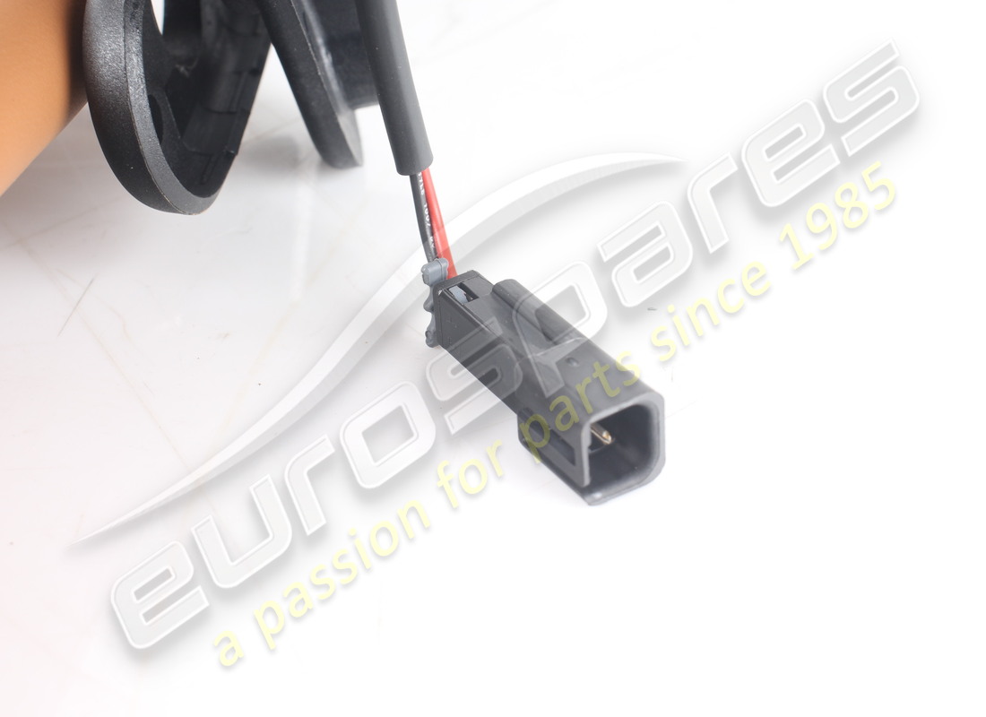 endommagé ferrari pantina par.dx lato pass bas. numéro de pièce 823772 (3)