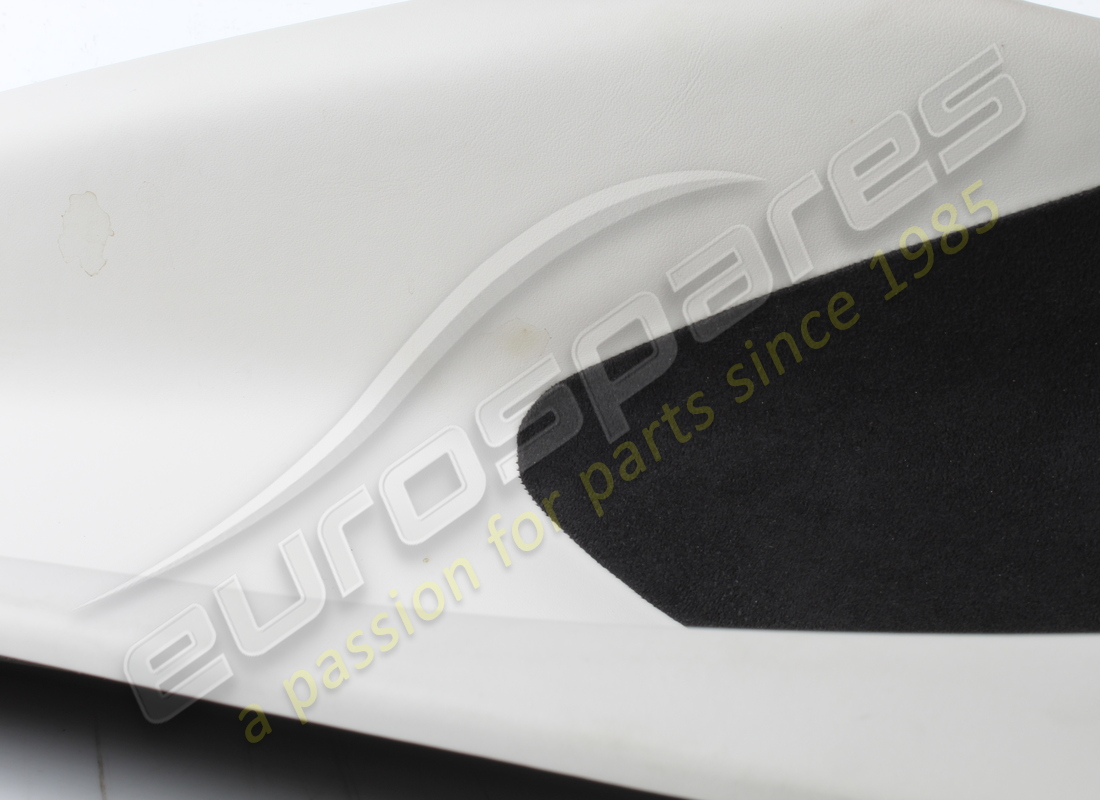 UTILISÉ FERRARI MEDAGLIONE DX SELLATO COMPLET. NUMÉRO DE PIÈCE 785010 (3) utilisé ferrari medaglione dx sellato complet. numéro de pièce 785010 (3)