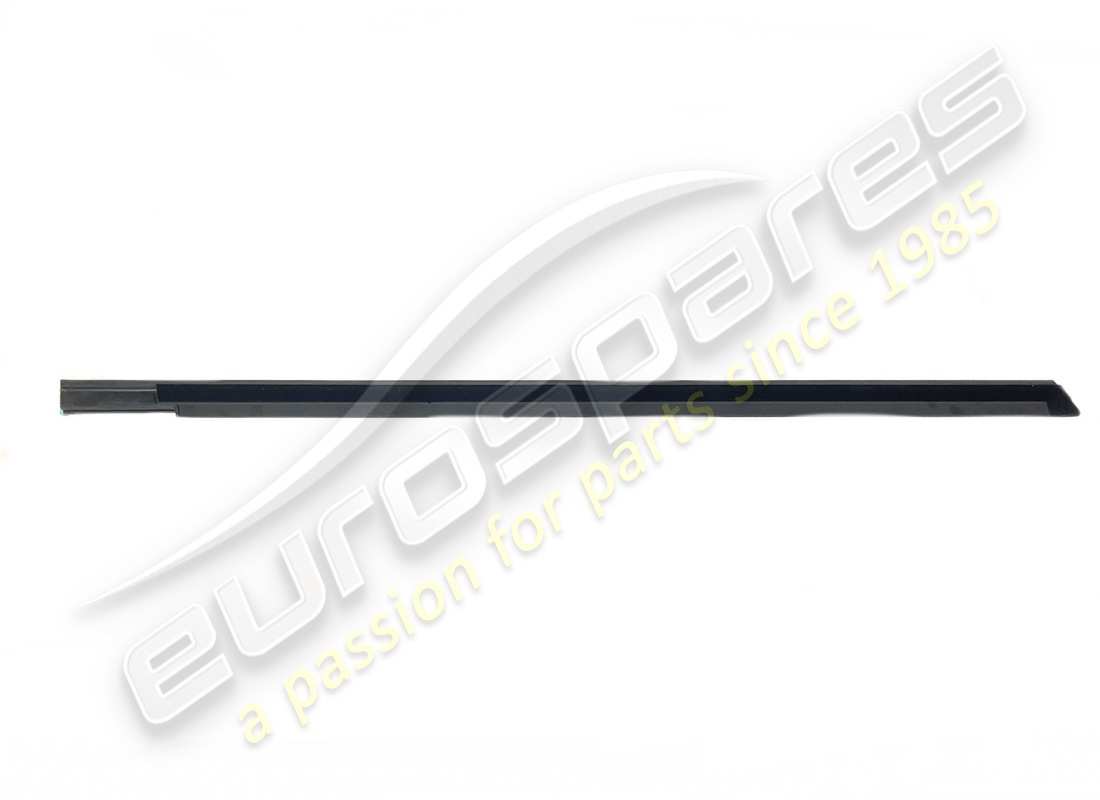 neuf maserati déchet de vitre extérieure avant gauche. numéro de pièce 670009858 (2)