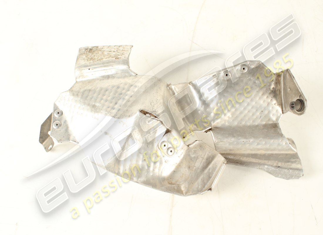 ferrari bouclier thermique utilisé. numéro de pièce 277031 (2)