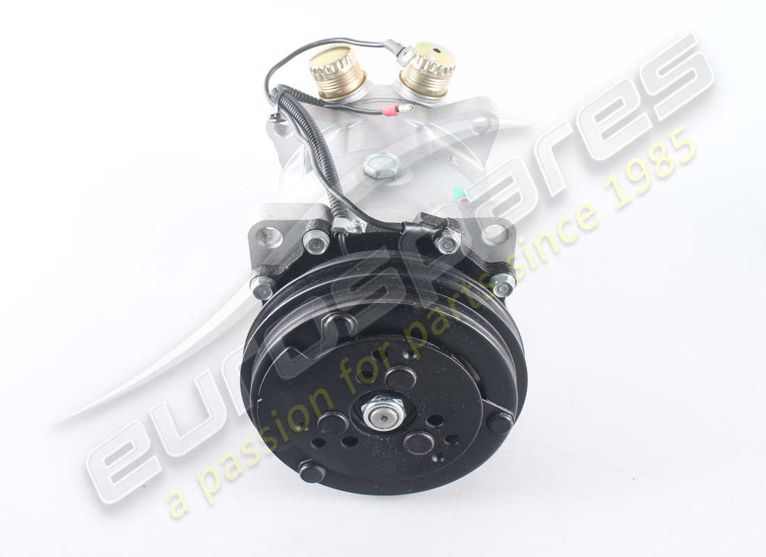 compresseur de climatisation ferrari reconditionné. numéro de pièce 123205 (2)