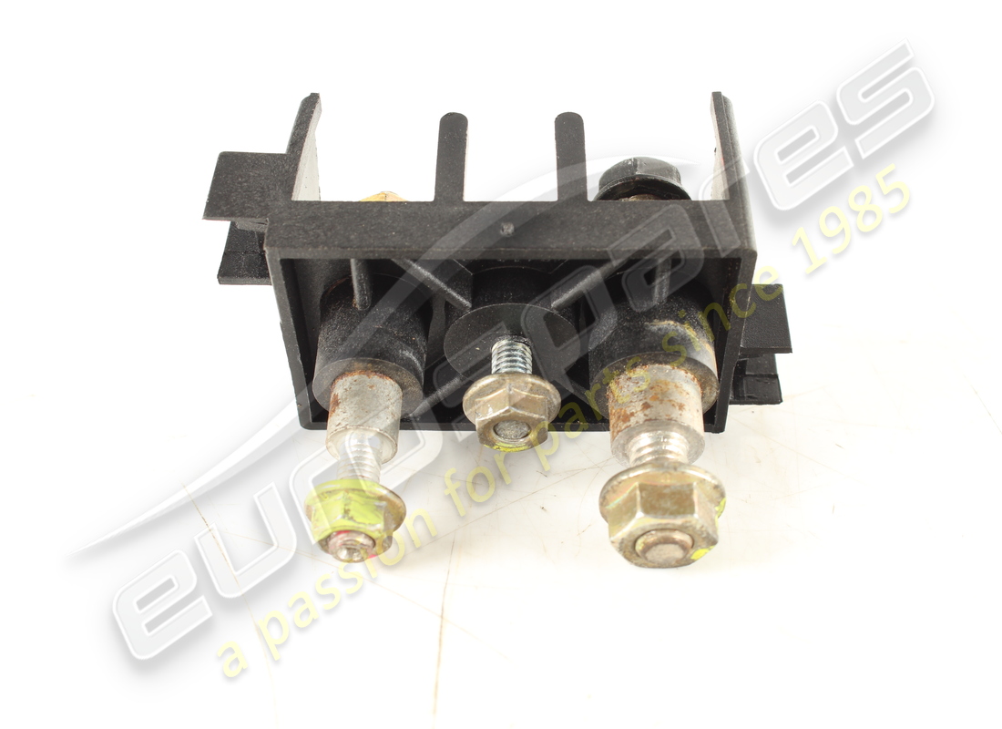 insérer maserati d'occasion. numéro de pièce 60510160 (3)