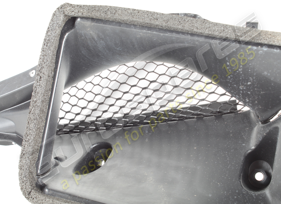 UTILISÉ FERRARI CONVOGLIATORE POSTERIORE SX. NUMÉRO DE PIÈCE 770227 (3) utilisé ferrari convogliatore posteriore sx. numéro de pièce 770227 (3)