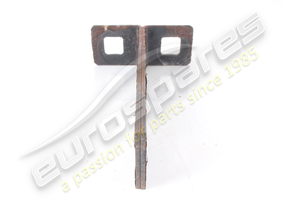 UTILISÉ FERRARI FER DE PARE-CHOC AVANT. NUMÉRO DE PIÈCE 61741500 (2) utilisé ferrari fer de pare-choc avant. numéro de pièce 61741500 (2)