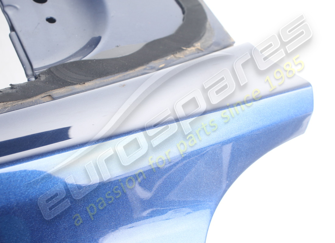 HAYON EMBOUTI COMPLET D'OCCASION FERRARI. NUMÉRO DE PIÈCE 87781611 (3) hayon embouti complet d'occasion ferrari. numéro de pièce 87781611 (3)