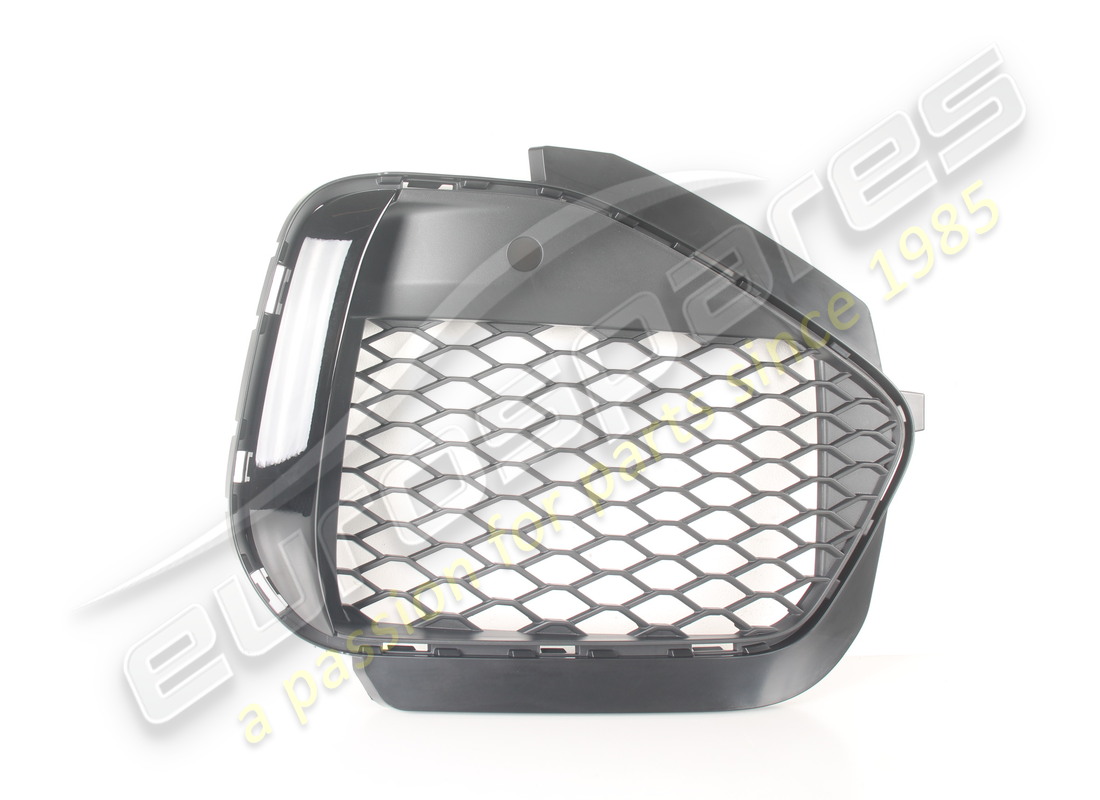 nouvelle grille de pare-chocs avant droit maserati. numéro de pièce 670198175 (1)