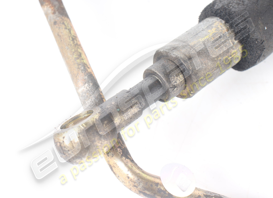tuyau de maserati utilisé. numéro de pièce 377840207 (3)