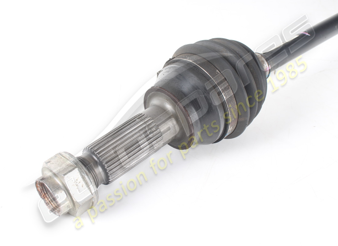 UTILISÉ FERRARI ARBRE D'ESSIEU AVANT. NUMÉRO DE PIÈCE 339613 (2) utilisé ferrari arbre d'essieu avant. numéro de pièce 339613 (2)