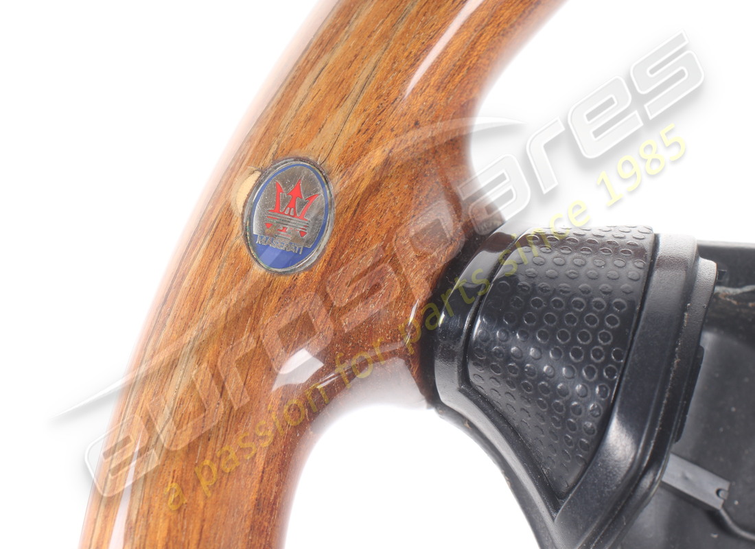 volant de maserati utilisé. numéro de pièce 377800104 (4)