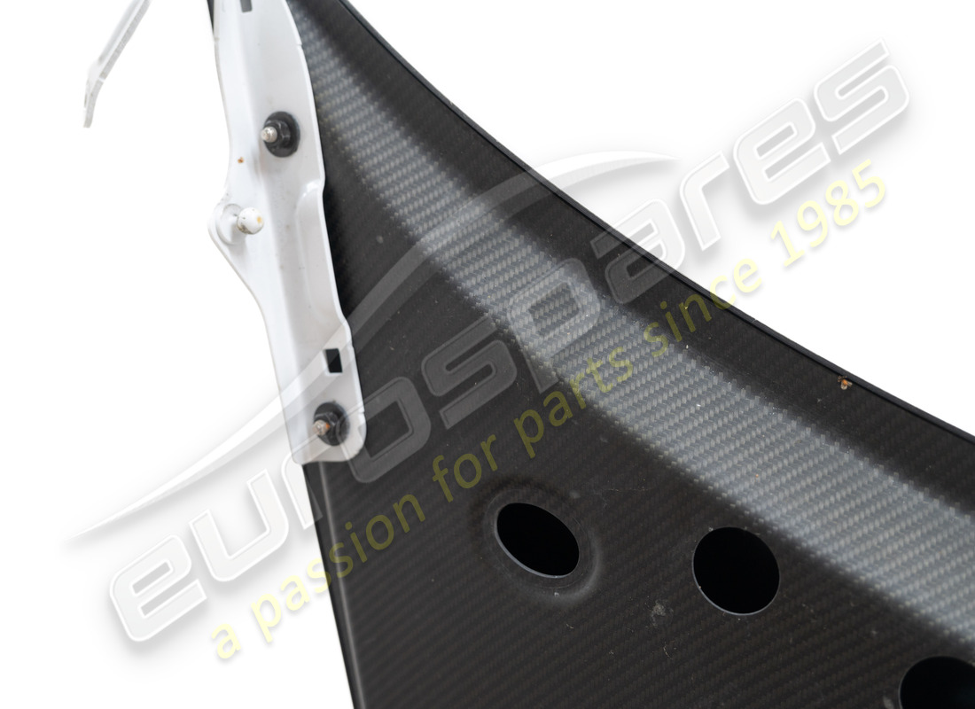 capot porsche endommagé. numéro de pièce 9gt823021 (4)