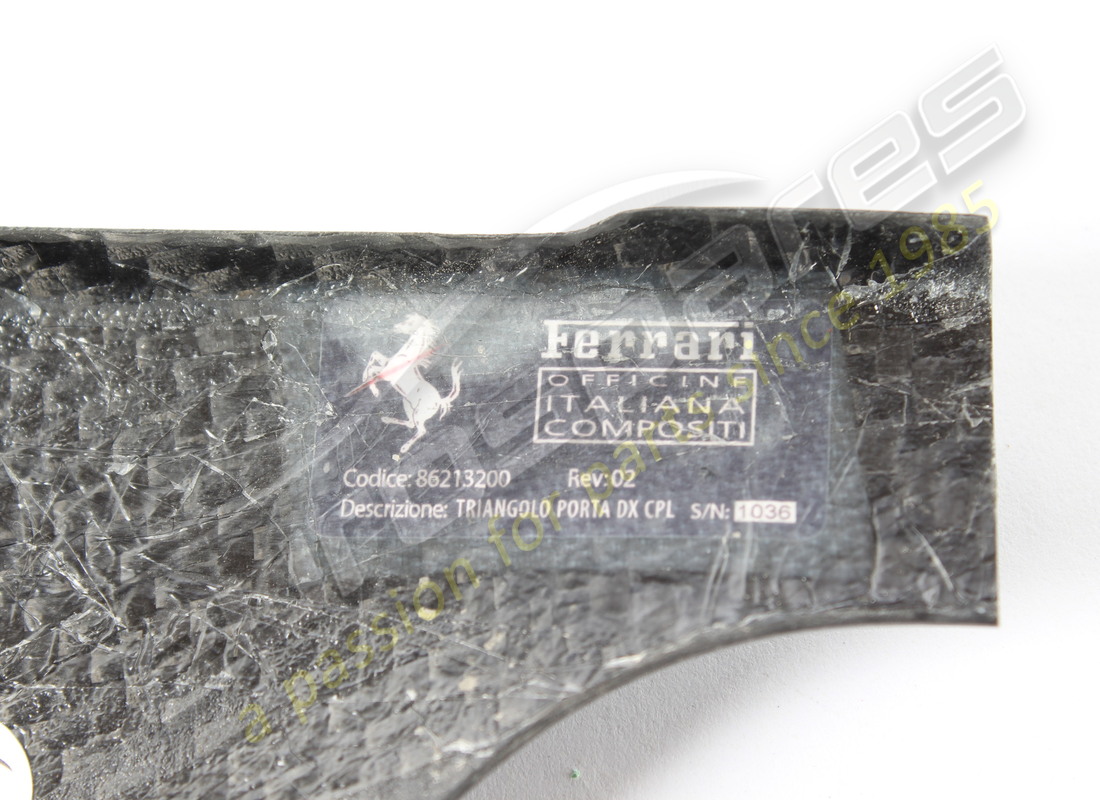 triangle d'angle de porte droit ferrari utilisé. numéro de pièce 86213200 (4)