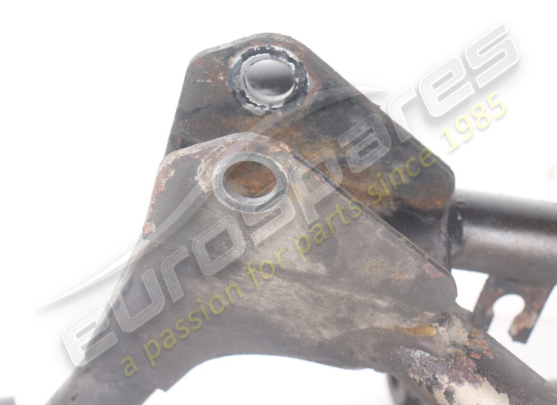 BRAS GAUCHE D'OCCASION MASERATI RÉFÉRENCE 377000101 (4) bras gauche d'occasion maserati référence 377000101 (4)