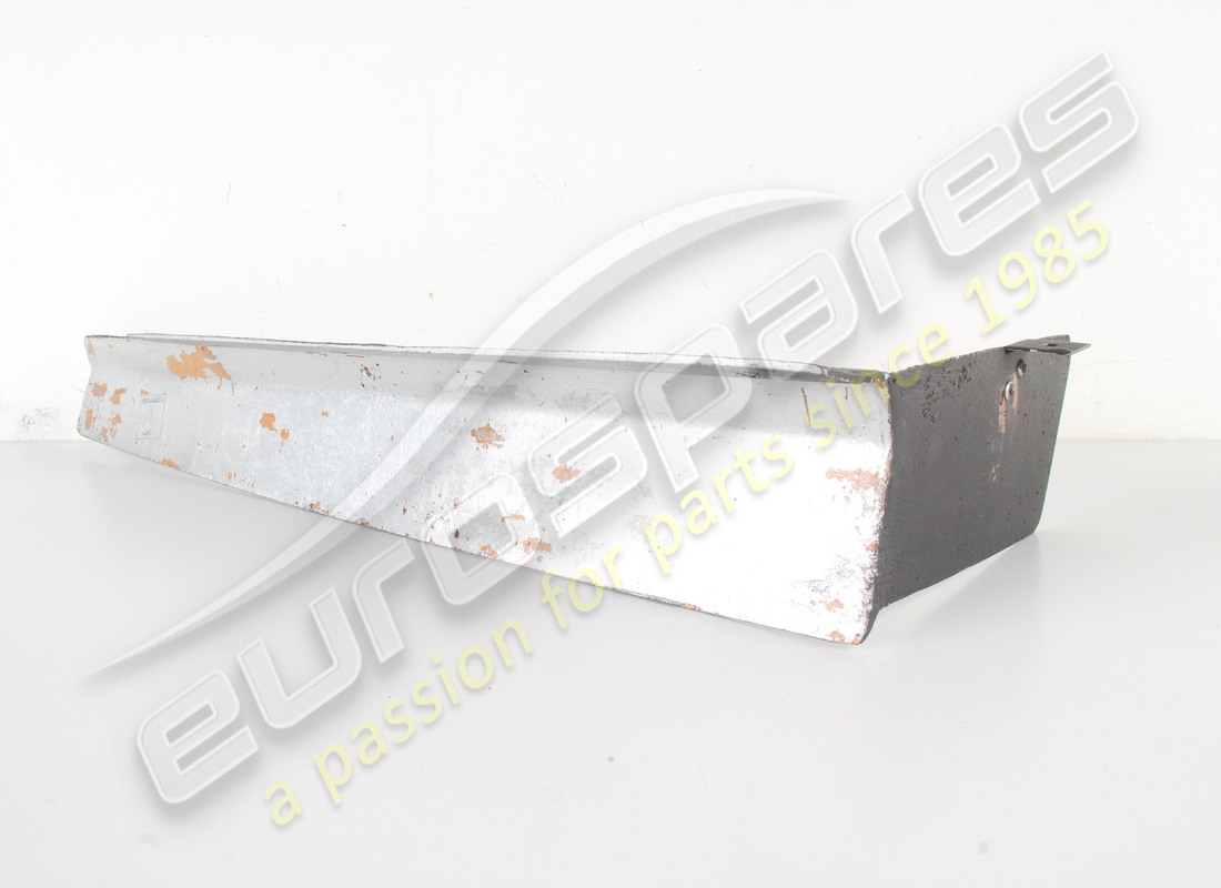 nouvelle protection de feu arrière droit ferrari. numéro de pièce 63307300 (2)
