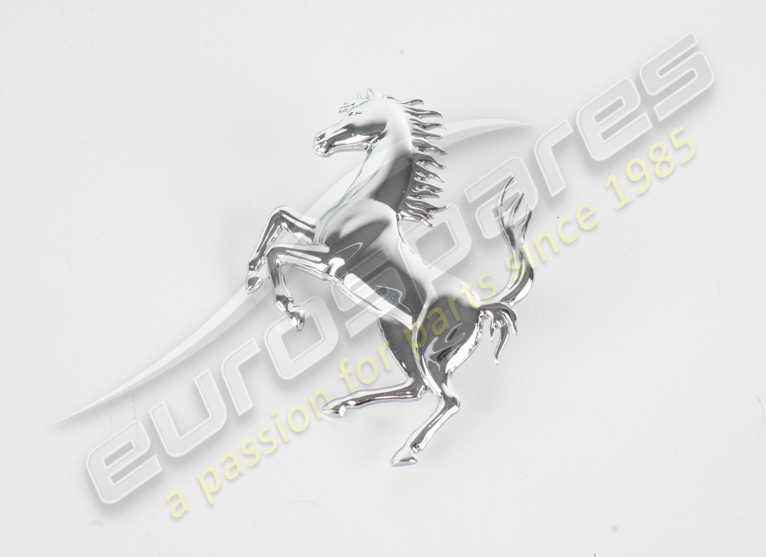 nouveau badge cavallino rampante ferrari. numéro de pièce 939030 (1)