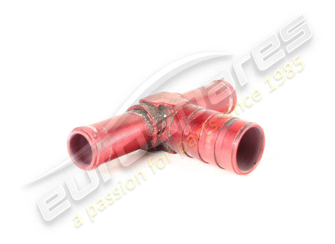 RACCORD À TROIS VOIES DE RETOUR D'EAU D'OCCASION MASERATI. NUMÉRO DE PIÈCE 585412500 (2) raccord à trois voies de retour d'eau d'occasion maserati. numéro de pièce 585412500 (2)