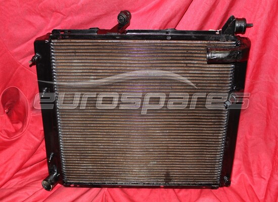reconditionné ferrari numéro de pièce du radiateur à eau 180895