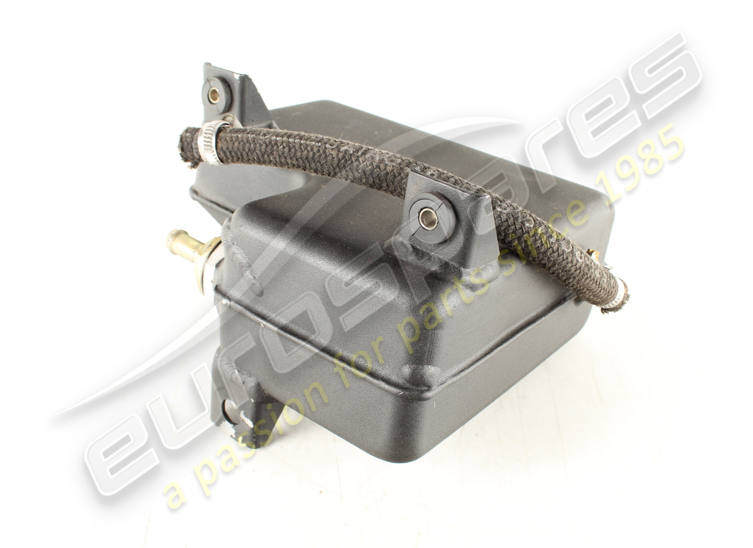 RÉSERVOIR D'HUILE DE FERRARI UTILISÉ. NUMÉRO DE PIÈCE 126468 (1) réservoir d'huile de ferrari utilisé. numéro de pièce 126468 (1)