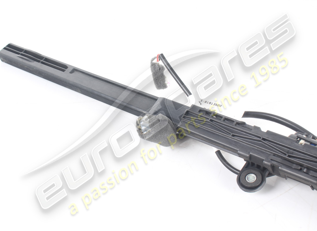 rallonge de courroie droit d'occasion ferrari. numéro de pièce 81913500 (3)