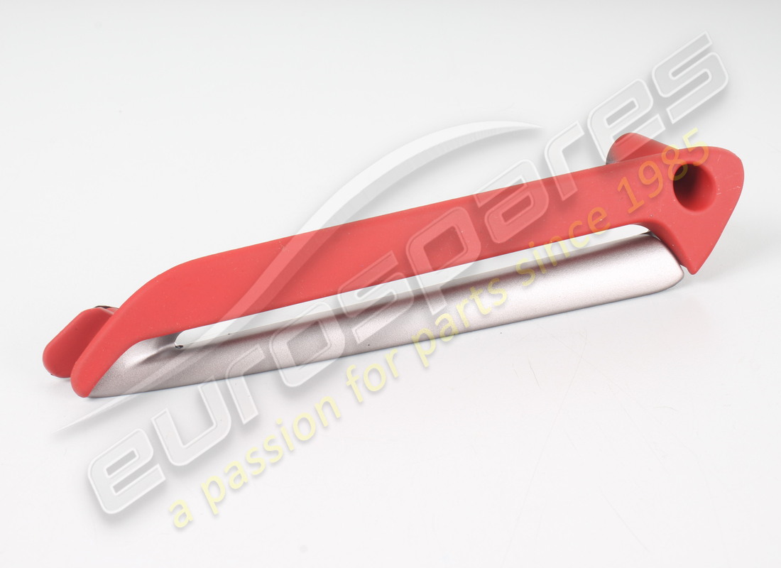 nouvelle plaque de fixation droite complète ferrari. numéro de pièce 82118530 (1)