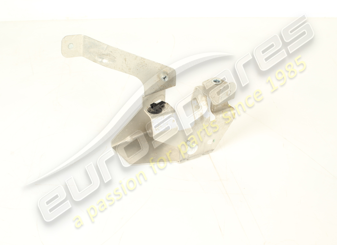 support de connecteur de suspension arrière gauche d'occasion ferrari. numéro de pièce 947580 (2)