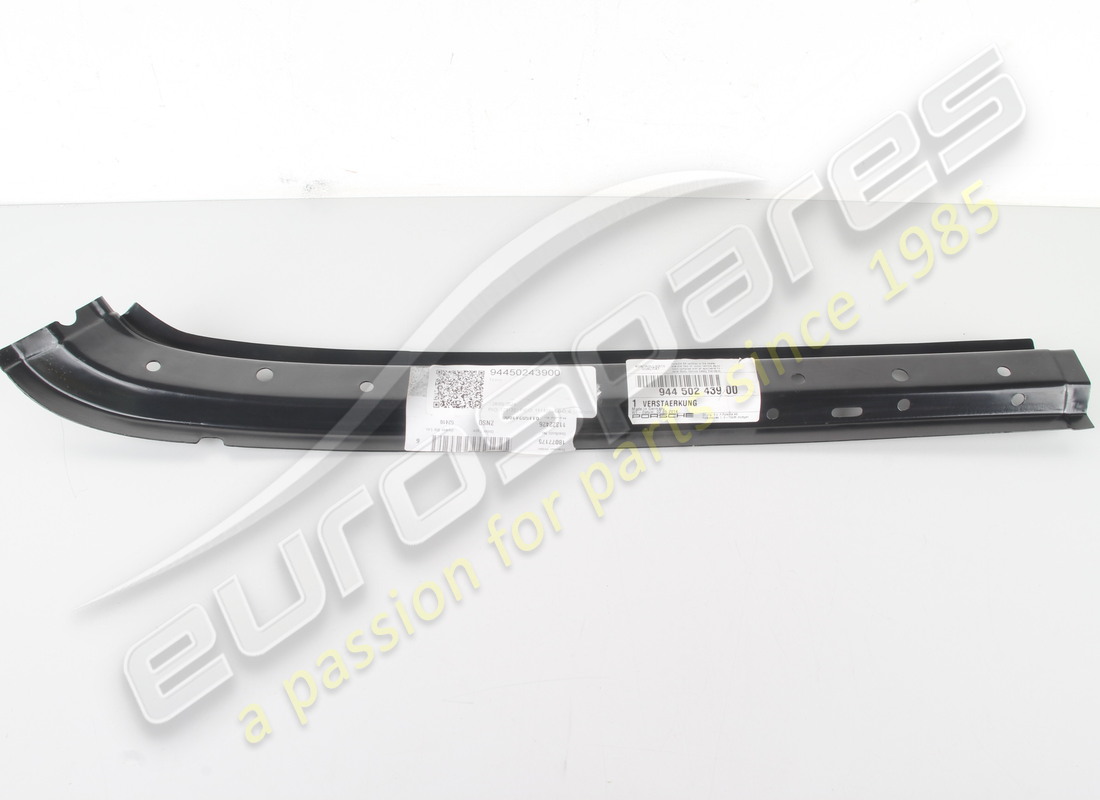 nouveau porsche renfort pour panneau latéral - produit abandonné. numéro de pièce 94450243900 (4)