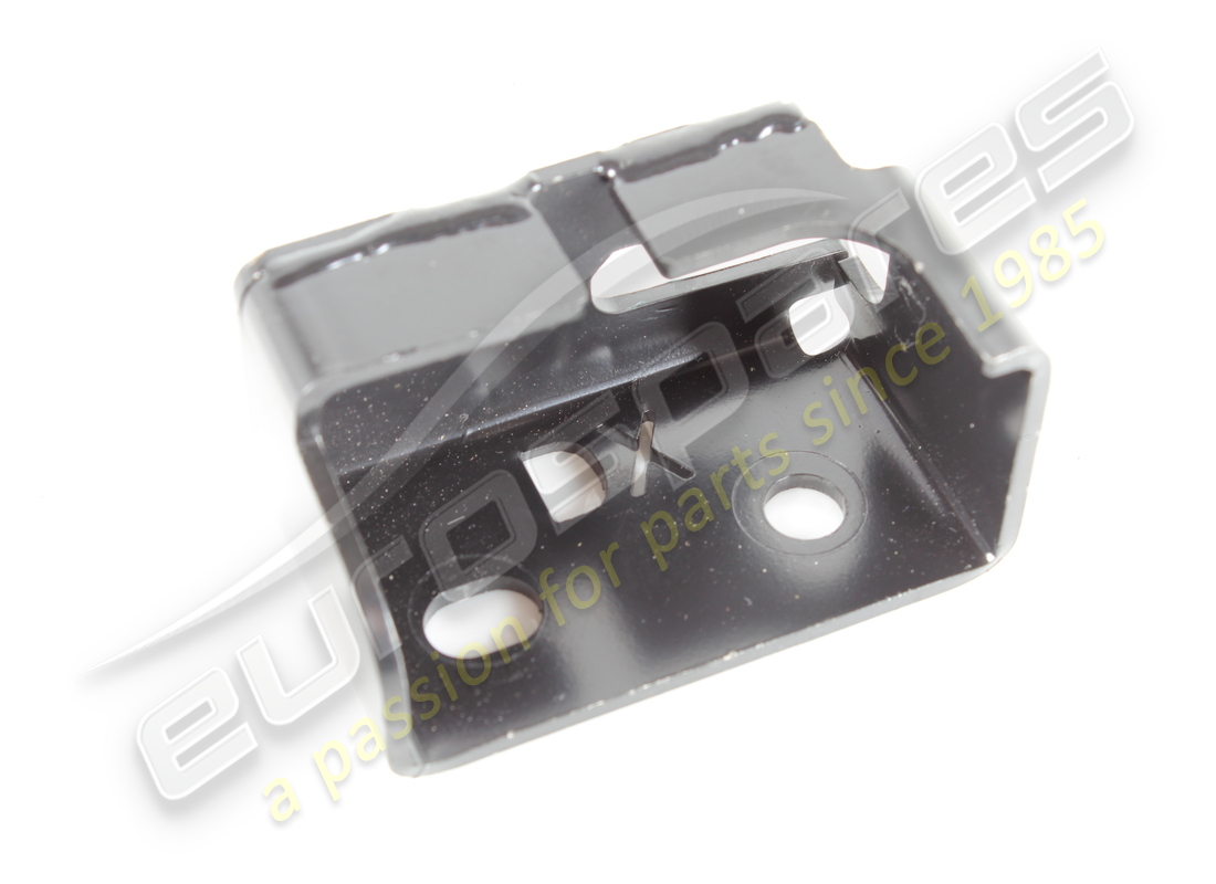 UTILISÉ Ferrari STAFFA ANTERIORE ANCORAGGIO . NUMÉRO DE PIÈCE 977736 (1) UTILISÉ Ferrari STAFFA ANTERIORE ANCORAGGIO . NUMÉRO DE PIÈCE 977736 (1)