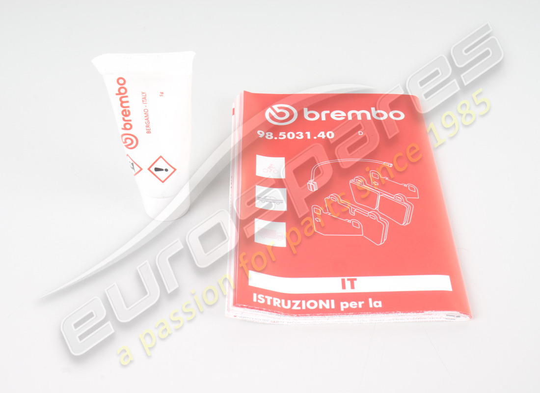nouveau kit de plaquettes avant maserati. numéro de pièce 673012866 (6)