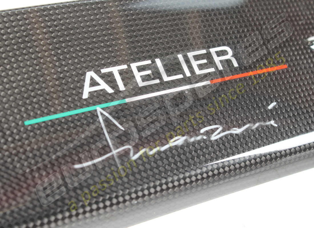 utilisé ferrari plaque de pied lh. numéro de pièce 938947 (2)