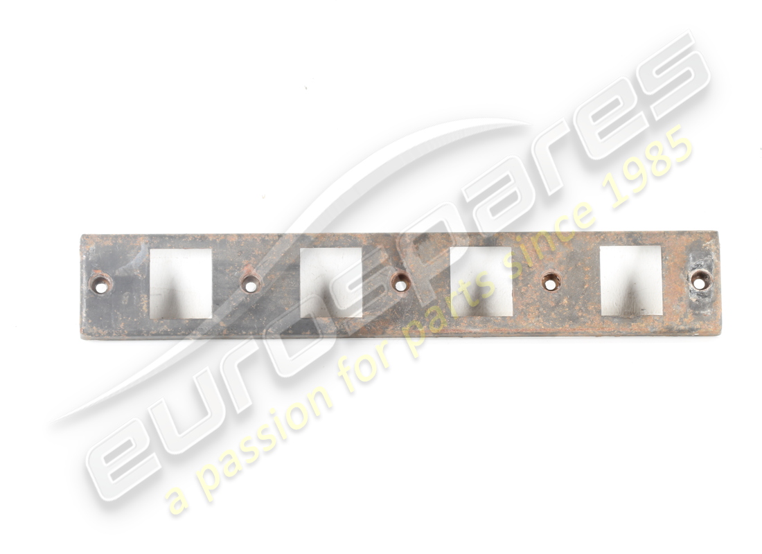 COUVERCLE DE RETENUE DE BOBINES COMPLET D'OCCASION Maserati. RÉFÉRENCE 578982000 (1)