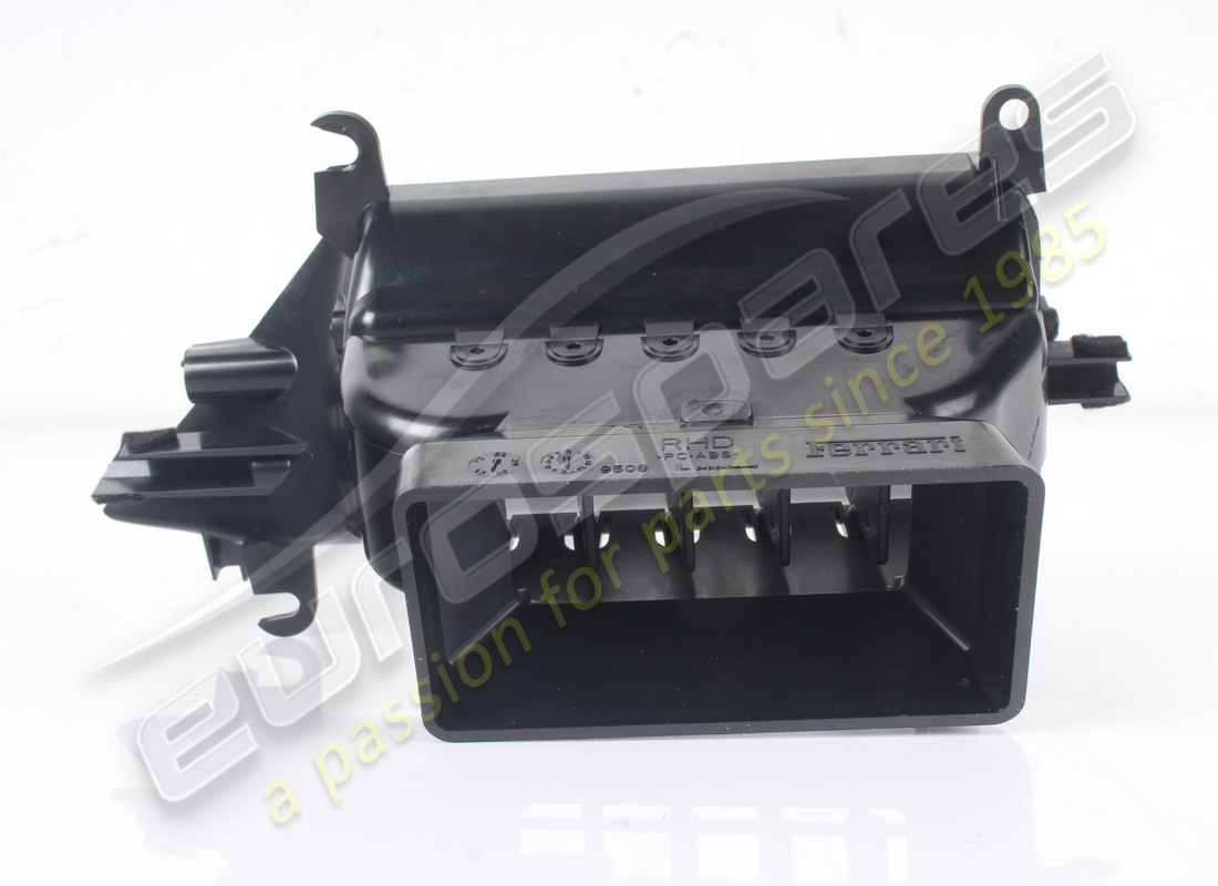 UTILISÉ FERRARI BOCCHETTA CENTRALE GDX. NUMÉRO DE PIÈCE 969314 (2) utilisé ferrari bocchetta centrale gdx. numéro de pièce 969314 (2)