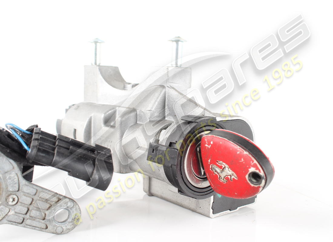 ensemble de serrures ferrari utilisé complété avec ste. numéro de pièce 254409 (3)