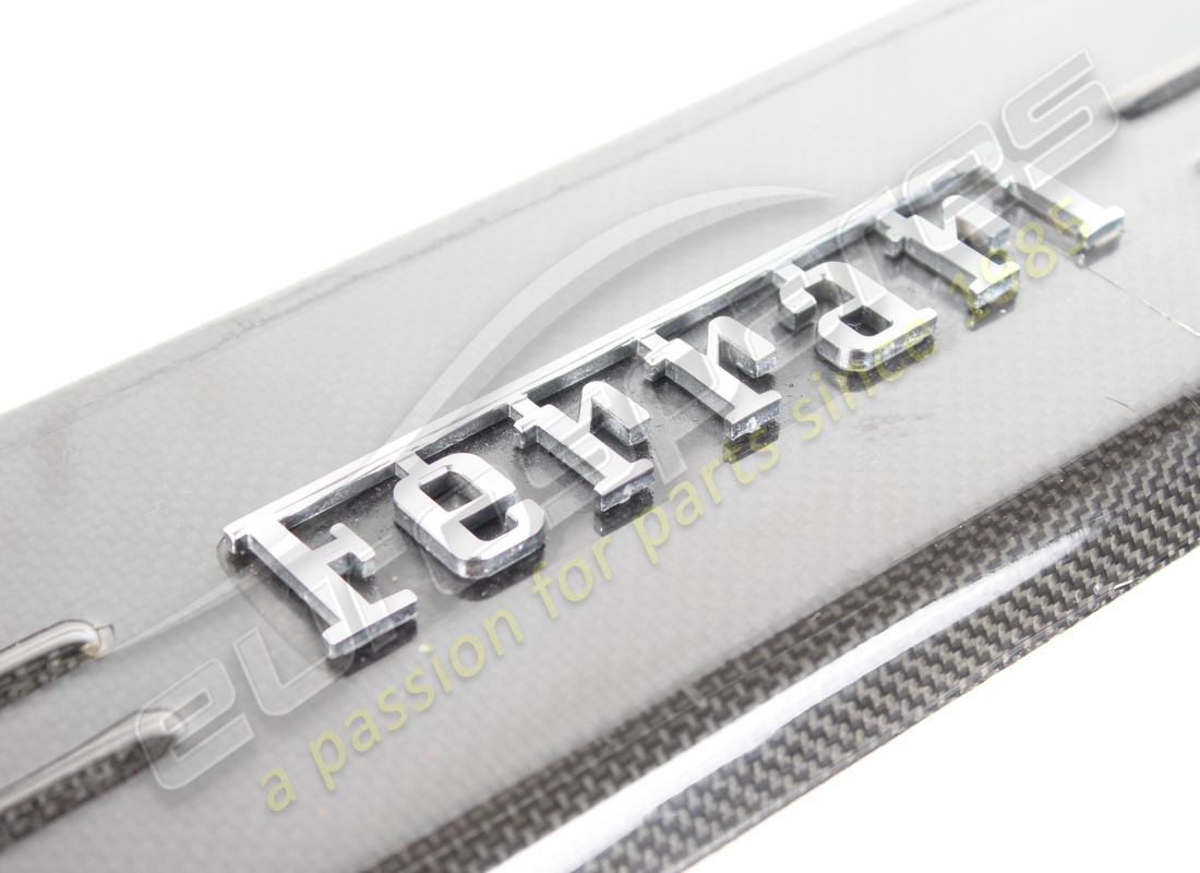 utilisé ferrari plaque de pied lh. numéro de pièce 84004800 (2)